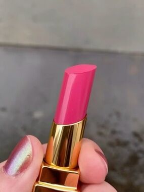 CHANEL lipstick Rouge Coco Baume 762 Raspberry Kiss – New Amazing!